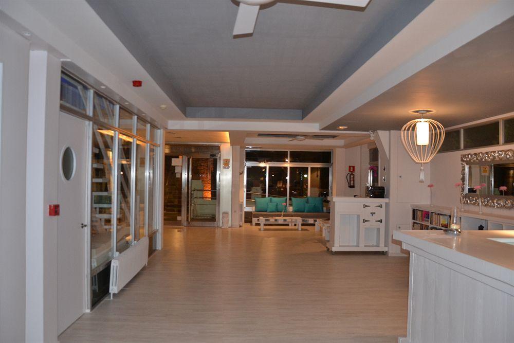 Solvi Hotel - Adults Only Vilanova i la Geltrú 외부 사진