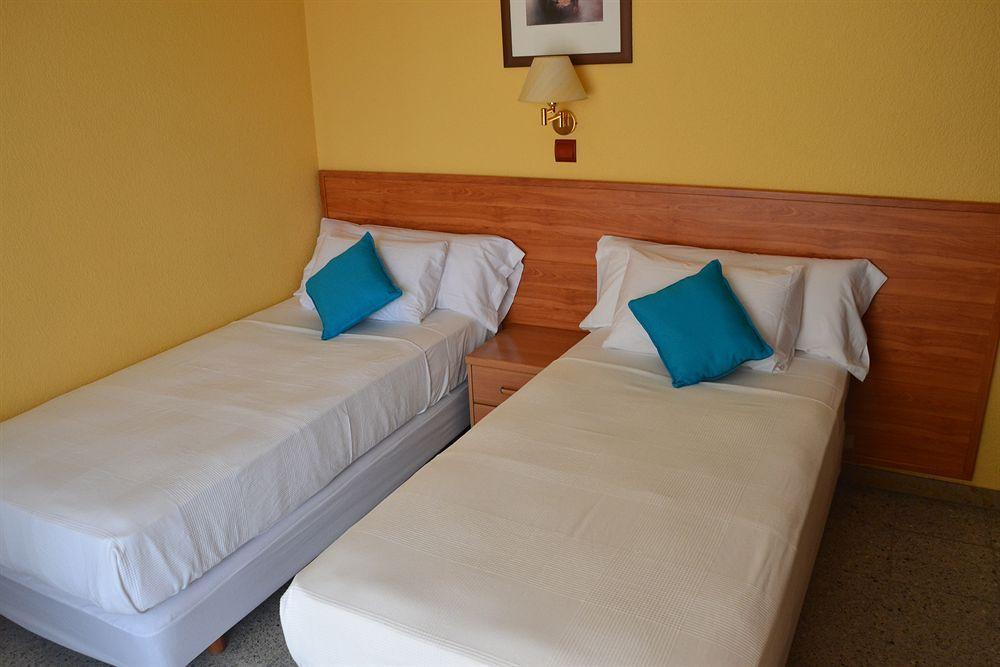 Solvi Hotel - Adults Only Vilanova i la Geltrú 외부 사진