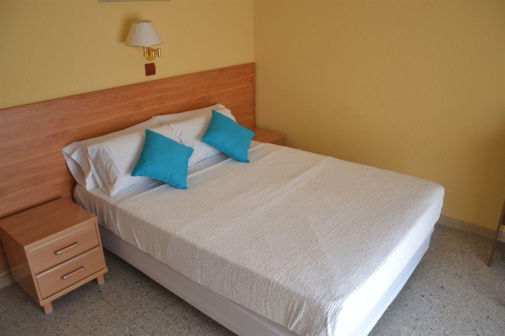 Solvi Hotel - Adults Only Vilanova i la Geltrú 외부 사진