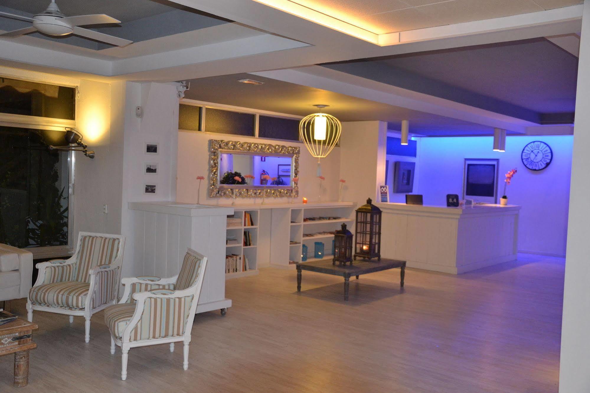 Solvi Hotel - Adults Only Vilanova i la Geltrú 외부 사진