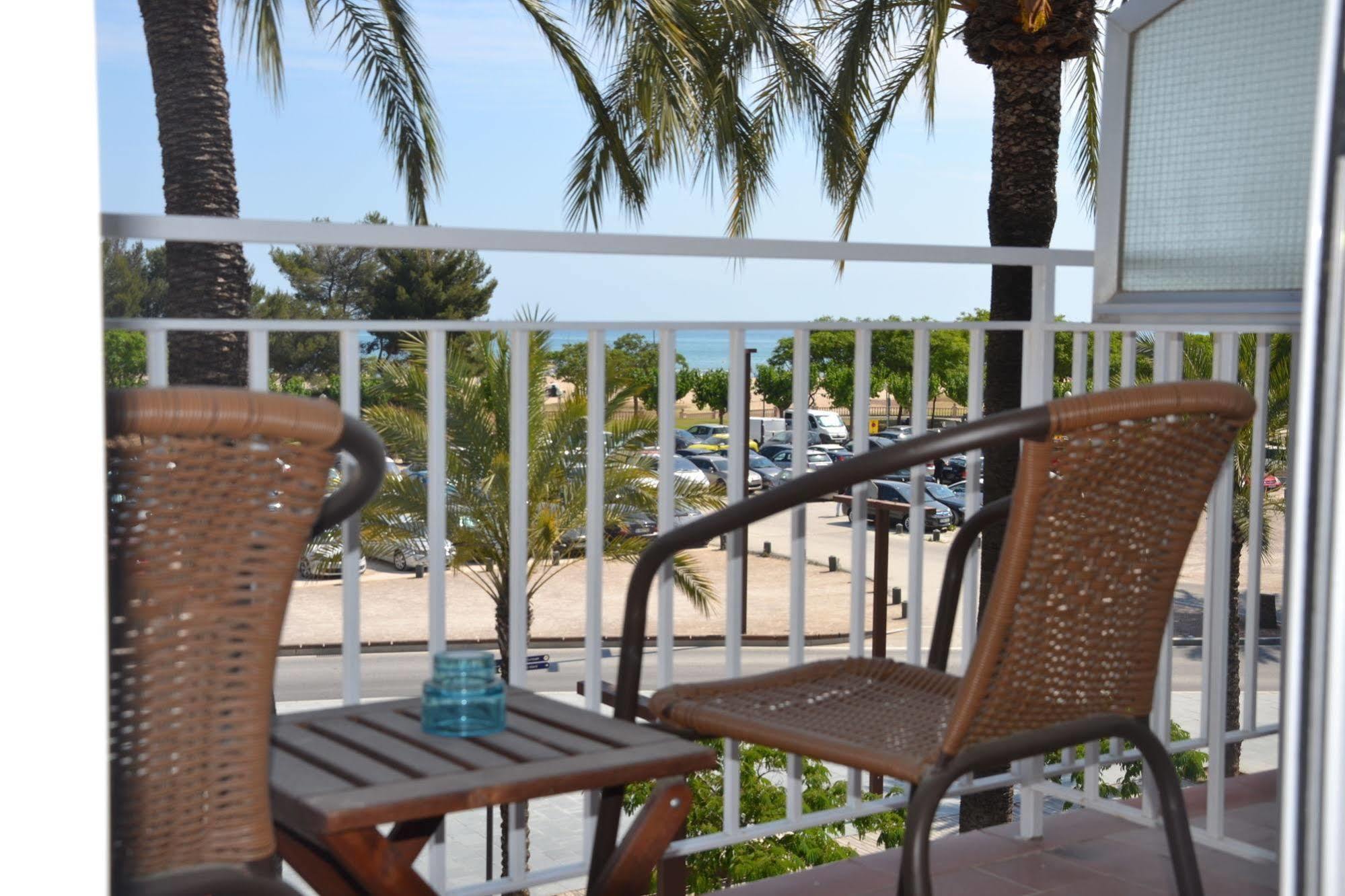 Solvi Hotel - Adults Only Vilanova i la Geltrú 외부 사진